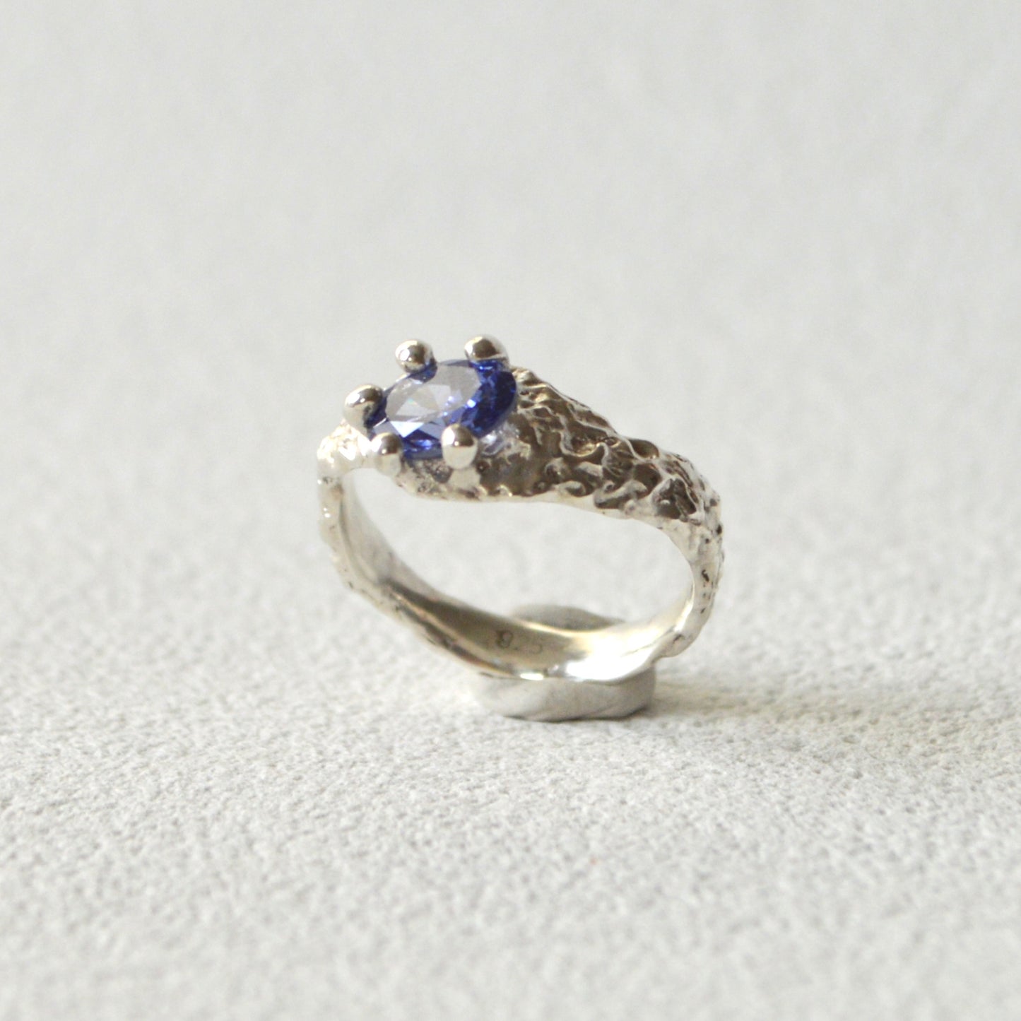 Garra Ring